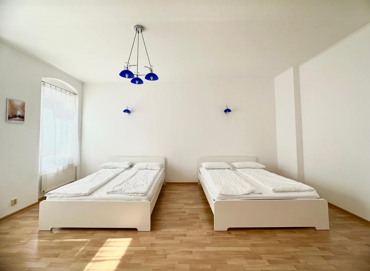 Apartment Erika Karlovy Vary Luaran gambar